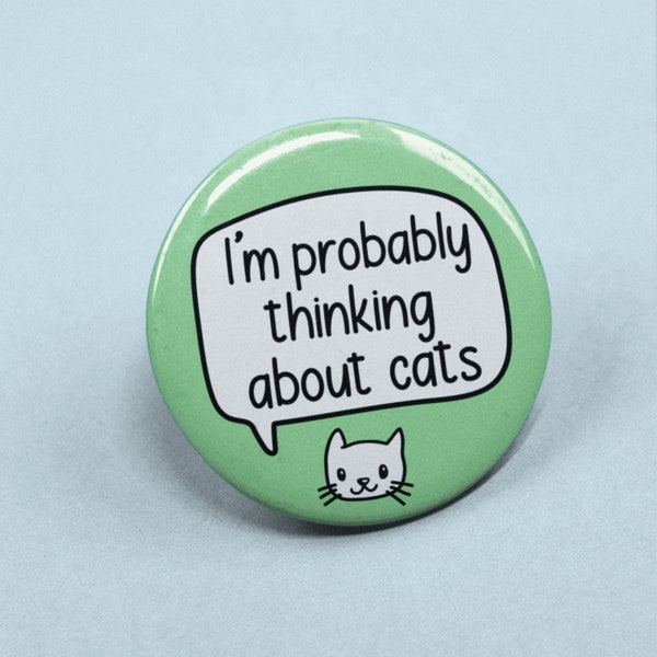 Probablemente pensando en la insignia de los gatos / regalo del dueño del gato - Crazy Cat Lady