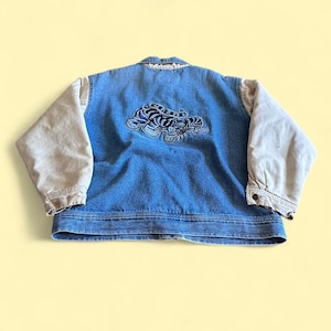 Light Blue Denim Tigger Embroidered Backpack Tigger Backpack - Etsy New Zealand main image 2
