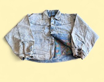 Chaqueta vaquera vintage con efecto desteñido, color azul, talla S para mujer, corte holgado, forrada con estampado paisley.