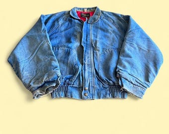 Chaqueta bomber vaquera vintage azul para hombre, talla M, fabricada en EE. UU., con efecto desgastado y desteñido.