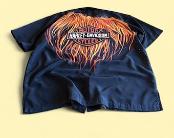 Camisa de manga larga negra con botones y diseño de águila flameada de Harley Davidson, talla 2XL, estilo motero.