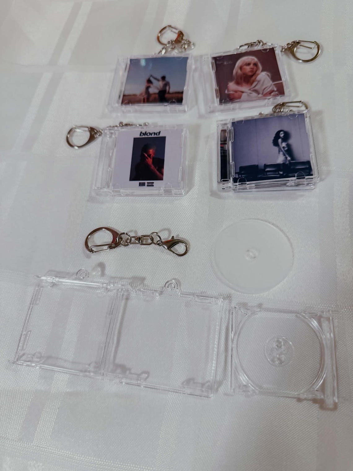 Custom NFC Mini CD Album Keychain, Custom Photo Keychain, Personalized ...