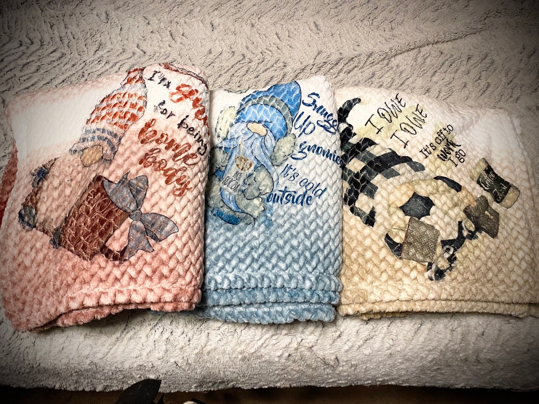 Soft Comfy Ombré Gnome Blankets, Cozy Blankets, Soft Plush Blankets
