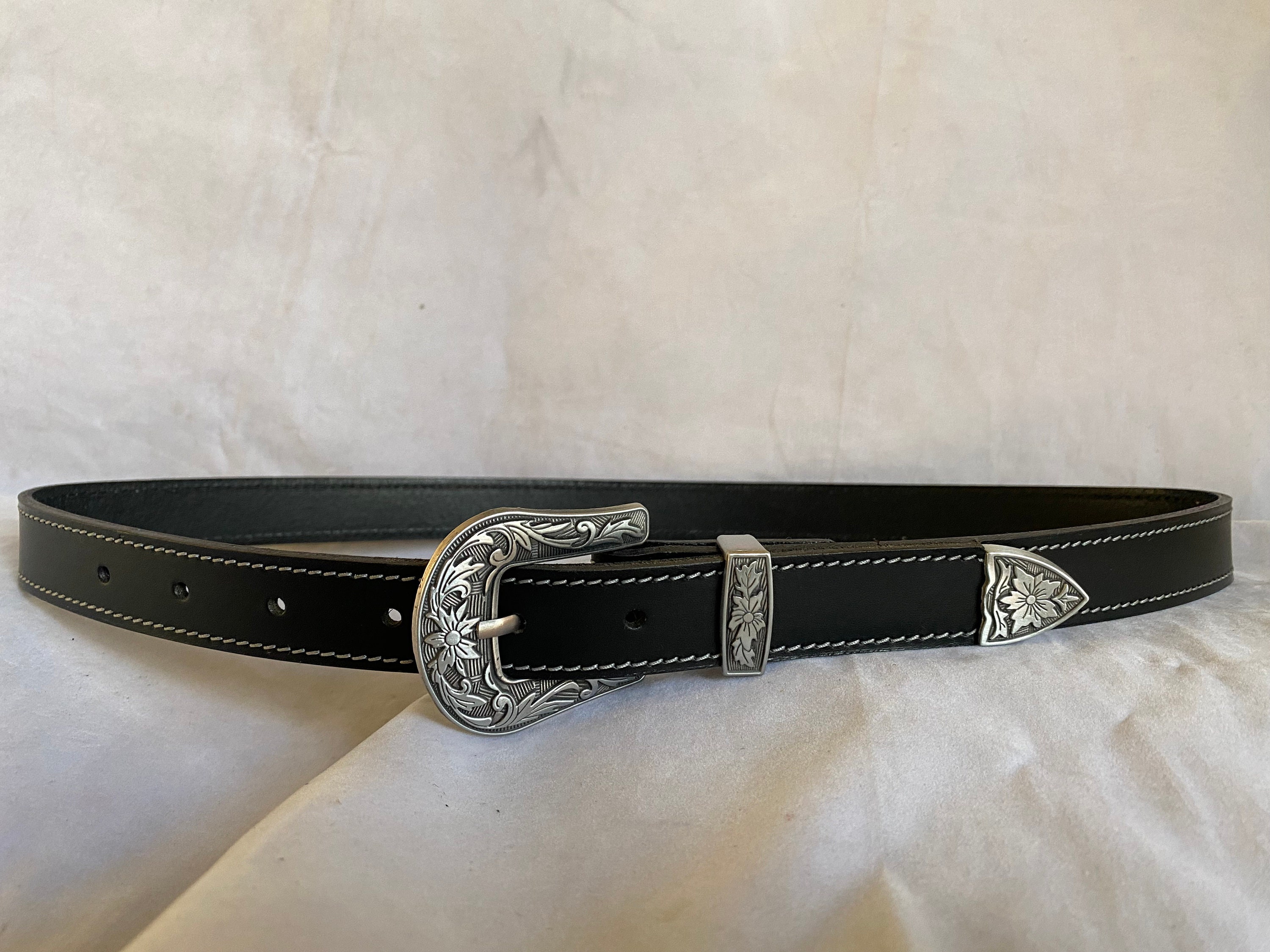 Silver Buckle Set Oil-Tanned Genuine Leather Western Ranger Belt For Men - 1 1/8 Inch Wide, Black, Size 40