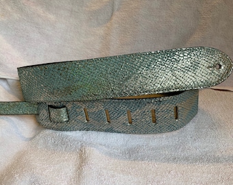 Genuine leather guitar strap