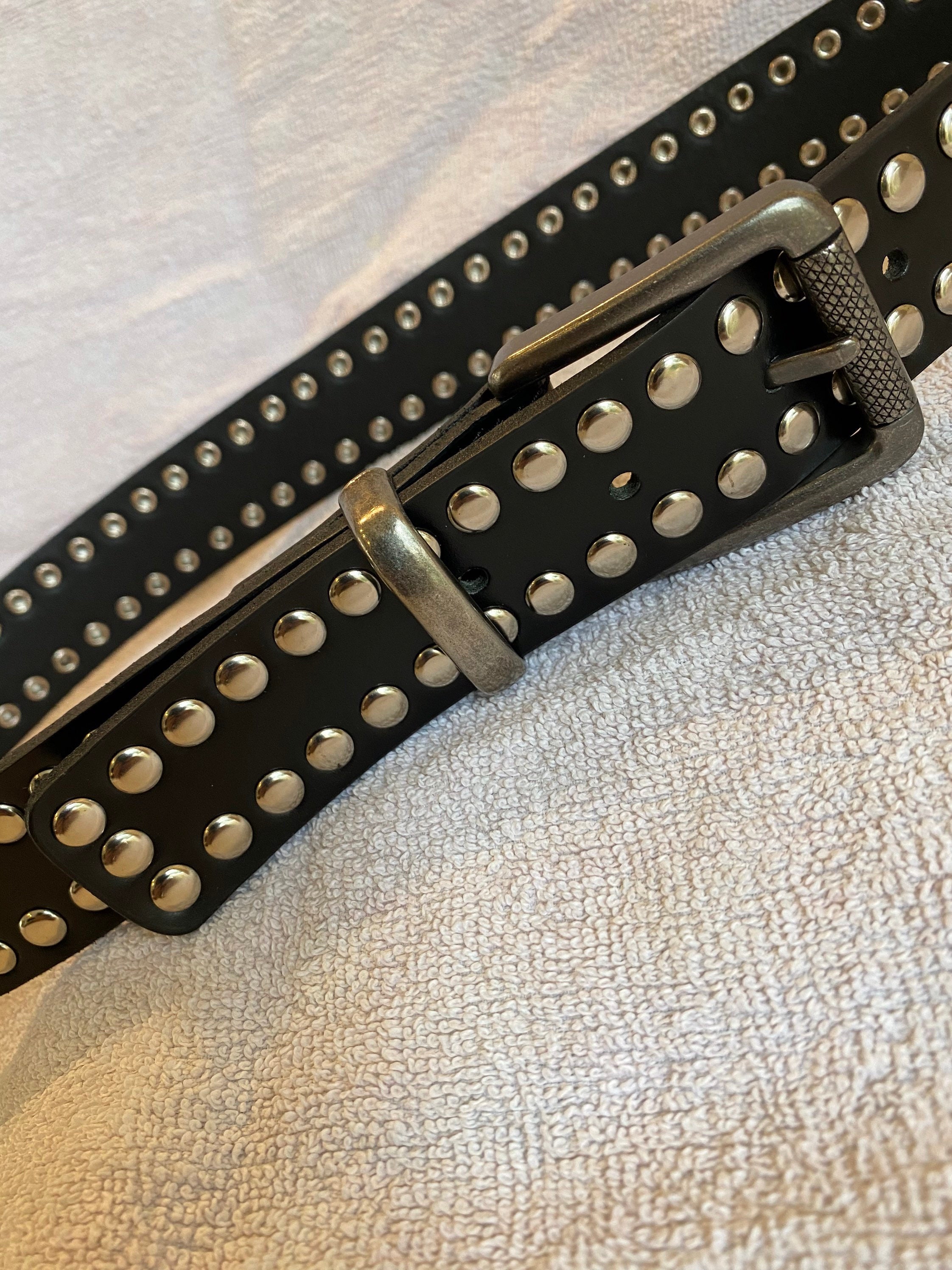 ベルト LUV IS TRUE SM STUD BELT 5BSA060 XZQTIVE Studded Punk Rivet Belt for Women/Men - Leather