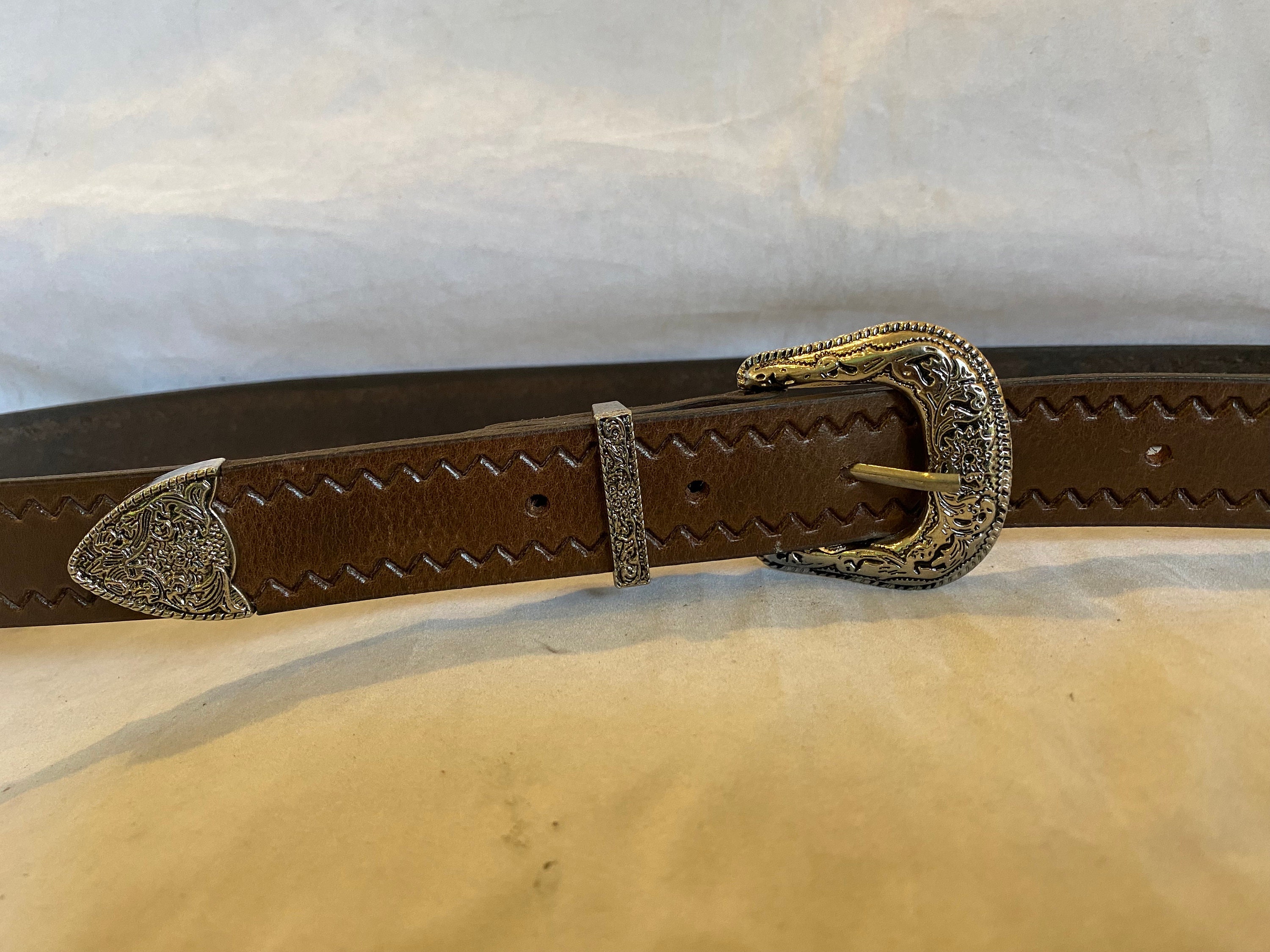 Brown Leather 30mm Zig Zag Emboss Weston Style Belt - Etsy display picture 1