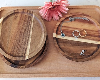 Personalized Wood Ring Dish, Custom Anniversary Gift for Her or Him, Engraved Jewelry Tray, Wedding Gift, Mother's Day Gift, Engagement Dish