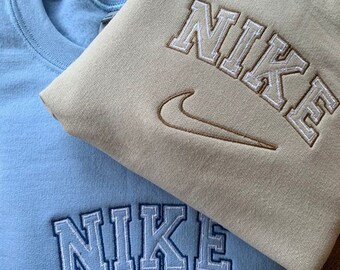 classic nike sweatshirt