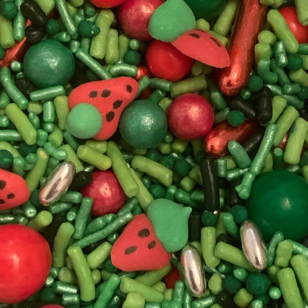Erdbeere Patch Streuseln Medley*100 Gramm Streuseln*Rote und Grüne Perlen*Kuchensäckchen Streuseln*Erdbeere Iüpfer*Grüne Streuseln