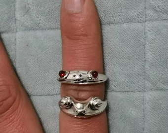 couple frog rings