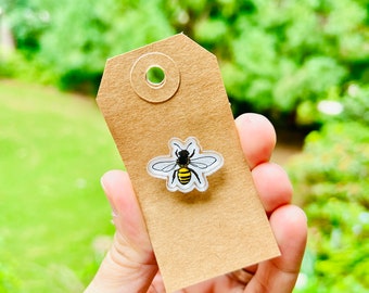 Bee {pin}