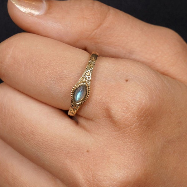 Tiny Labradorite Ring, Women Gemstone Ring, Handmade Ring, Unique Ring, Boho Ring, Anniversary Ring, Wedding Ring, Vintage Ring Gift Ring