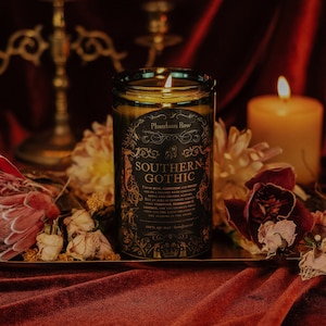 Southern Gothic – Soy Candle / Vintage Decor / Victorian Gothic / Dark Academia / Literary Candle / Fantasy / Romantic / Witchy Aesthetic