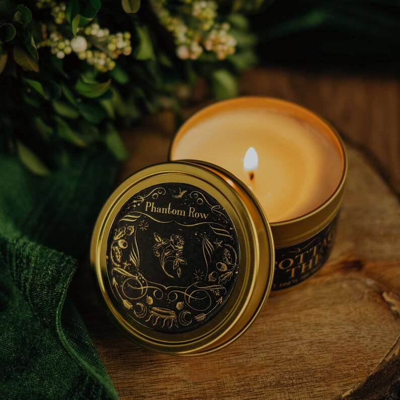 Phantom Row Cottage by the Sea Candle - Thumbnail 2