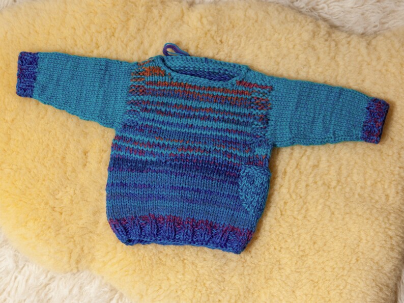 Pullover für Baby und Kleinkind aus Naturgarnen Bild 2