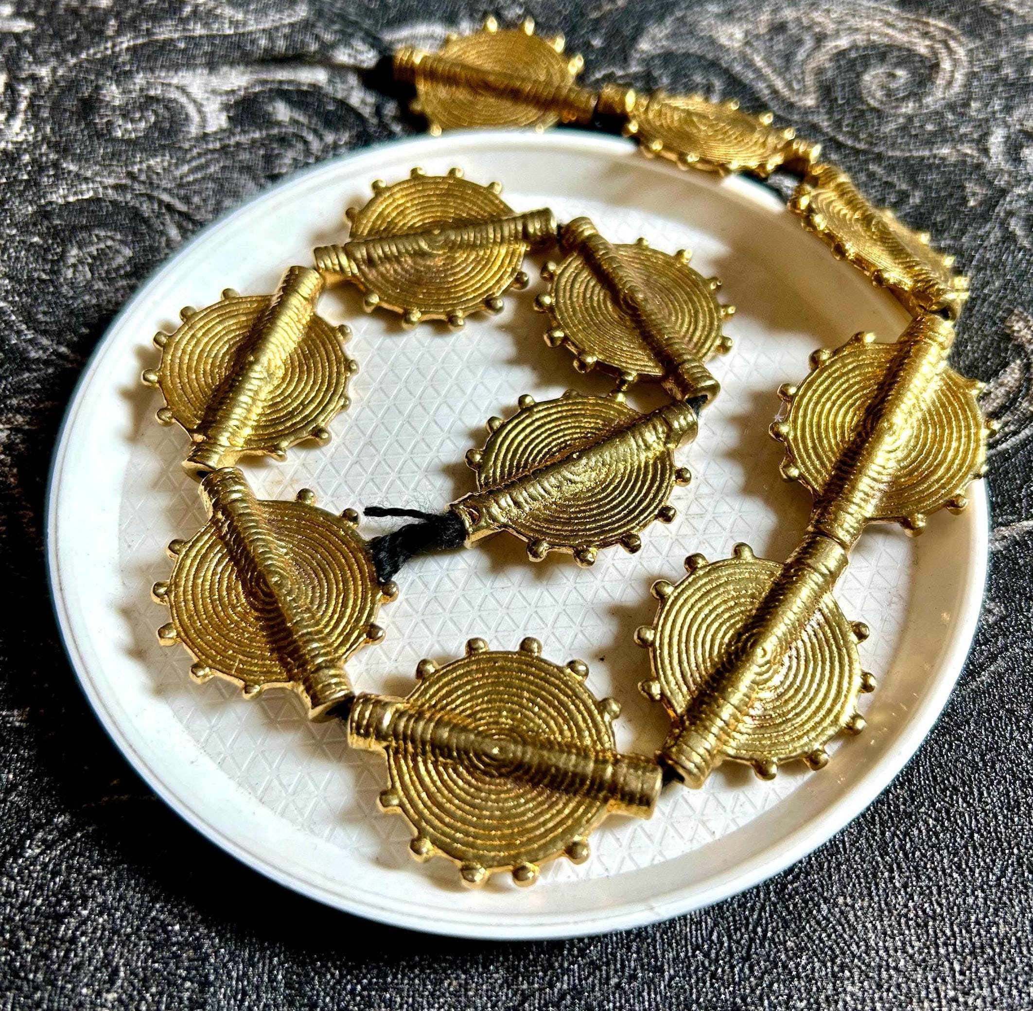 10 pc >31mm brass  sun Baule beads , smooth baule beads , African brass beads , brass flat beads , tribal brass beads , Ghana beads ,charms