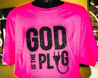 Dios es el enchufe camiseta de botín religioso, camiseta gráfica religiosa,