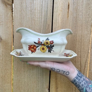Vintage 1970s Floral Gravy Boat