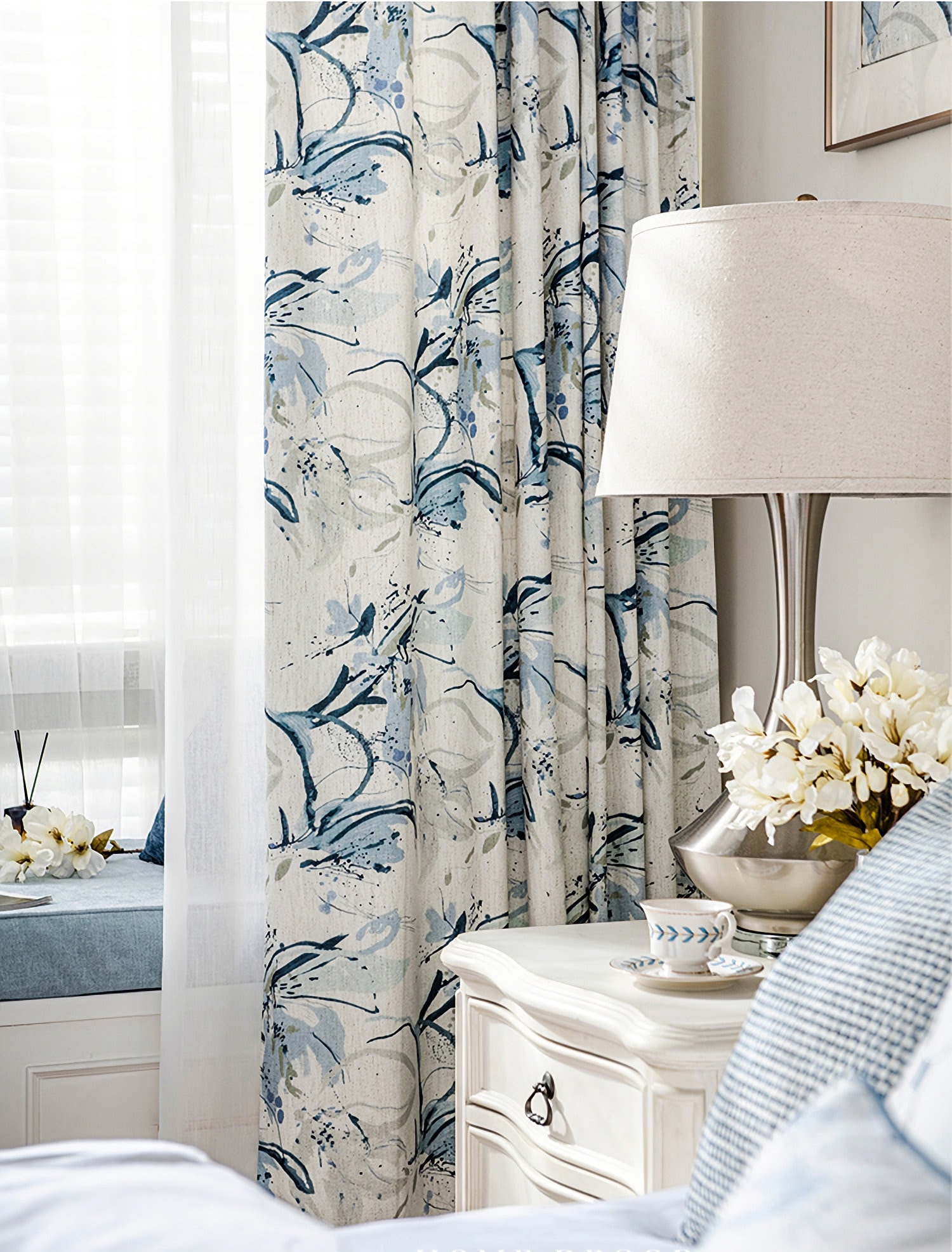 Blue on sale floral curtains