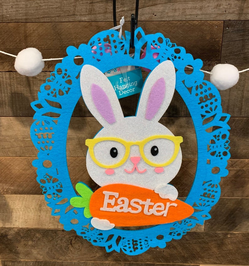 or Insert for a Do It Yourself Decorated Wreath Hang On A Decorated Easter! Adorable Felt Easter Bunny Great For Hanging on wall