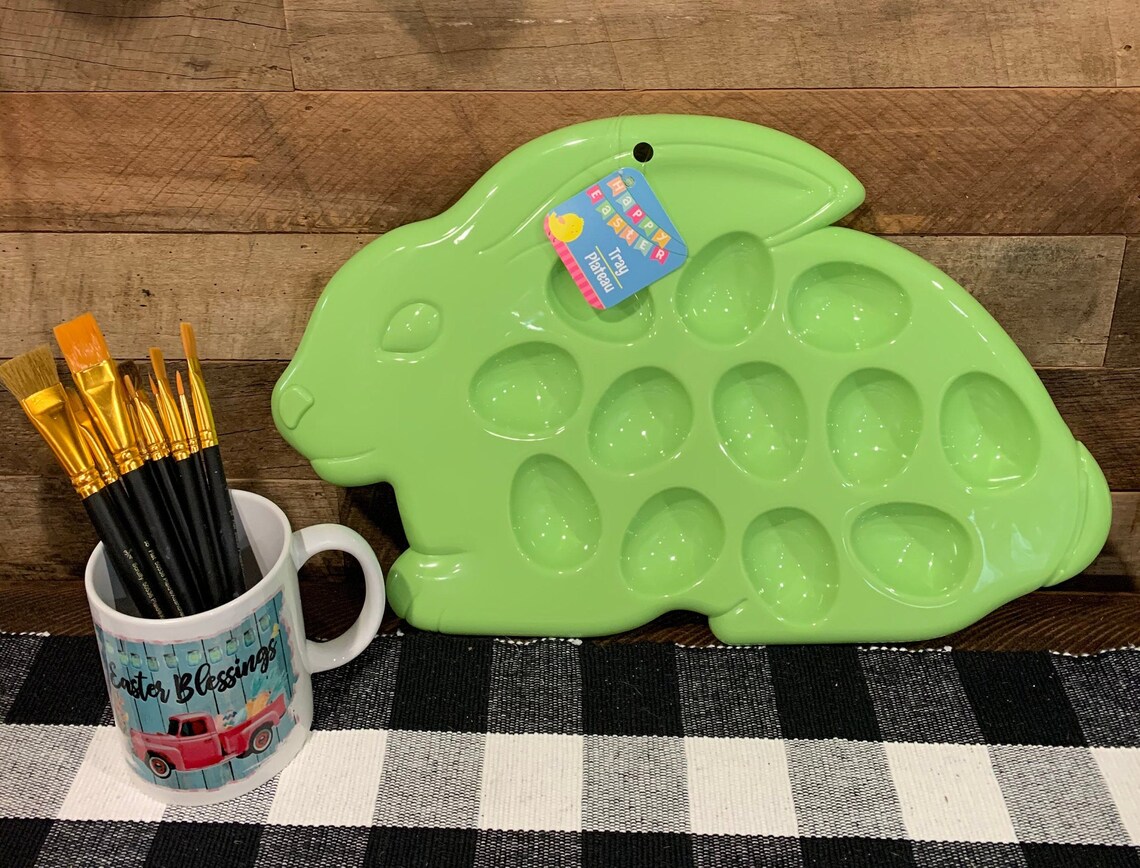 Adorable Plastic Easter Egg Tray Great For Kids For Coloring Etsy