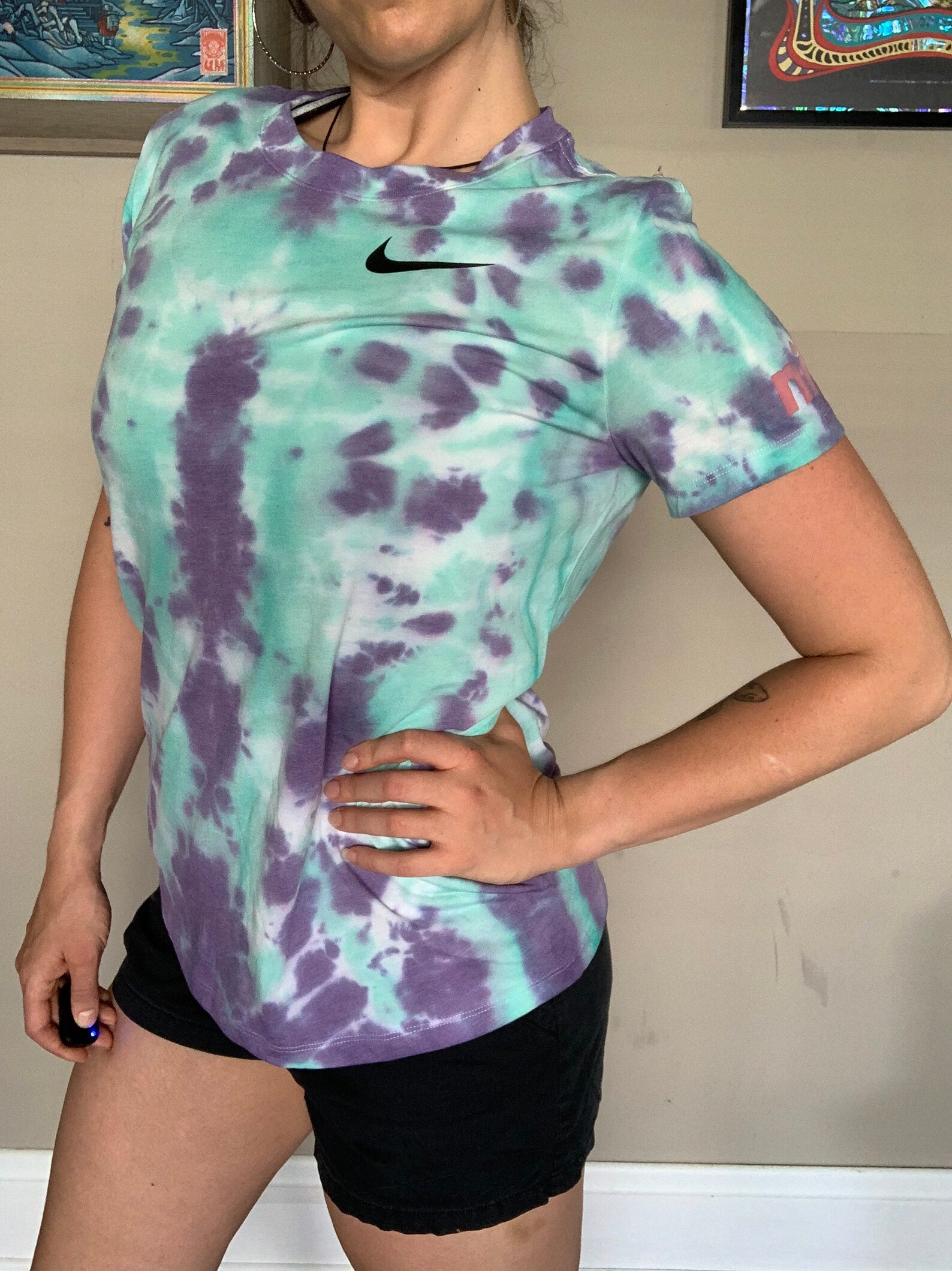womens tie dye tee