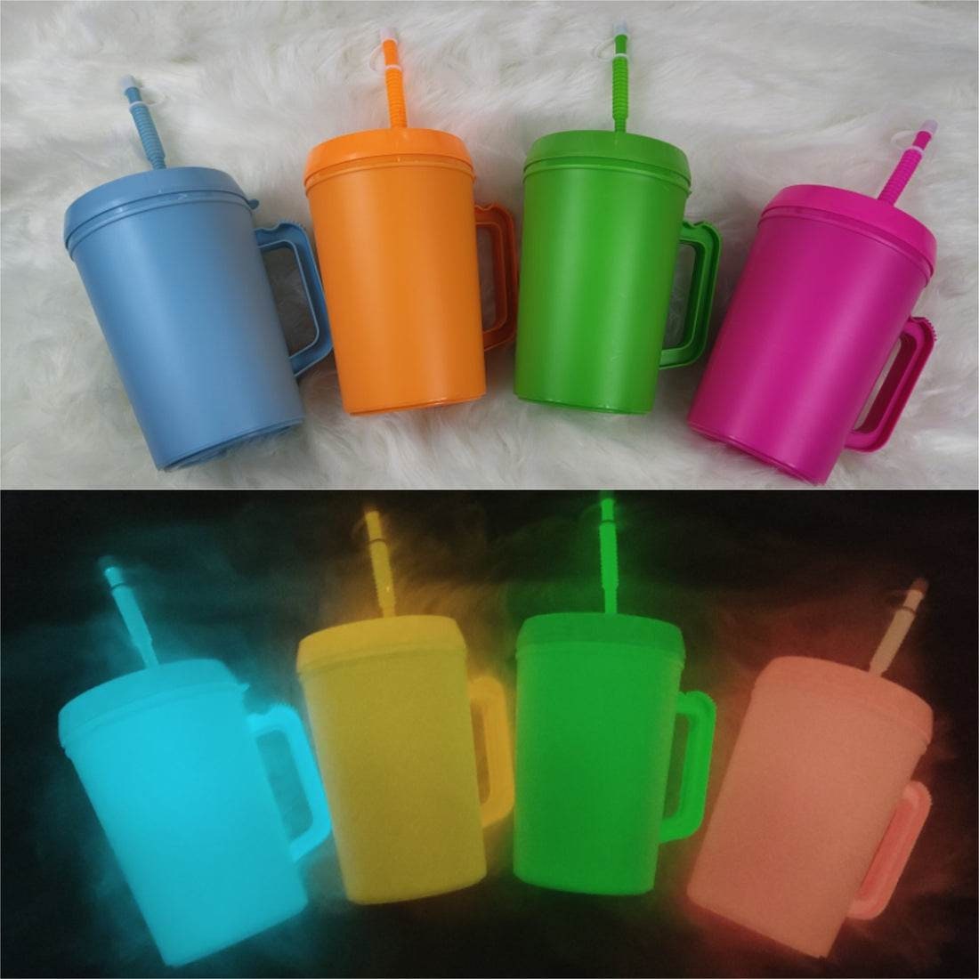 Hip Sips Butterfly Retro MAMA 34oz Mug With Lid and Straw
