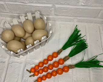 Wood Bead Carrots / Beaded Carrots / Spring Decor / Easter Decor / Spring Home Decor / Wood Bead / Farmhouse Beads / Orange Beads