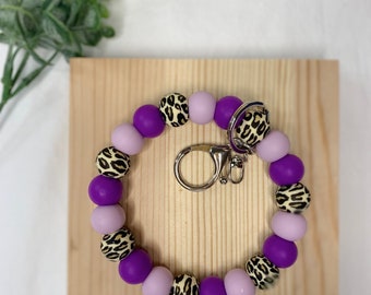 Leopard Silicone Bead Wristlet Keychain / Leopard Keychain Wristlet Bracelet Keychain / Gift For Her / Animal Print Bracelet / Purple