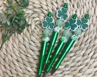 St Patrick's Day silicone bead pen / lucky green pen / refillable ink pen / shamrock pen / pen gift / Leprechaun kisses pen / St patty pen