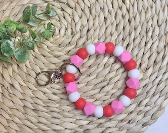 Valentine Silicone Bead Wristlet Keychain / Pink Keychain / Wristlet Keychain / Bracelet Keychain / Gift For Her / Valentine’s Day gift