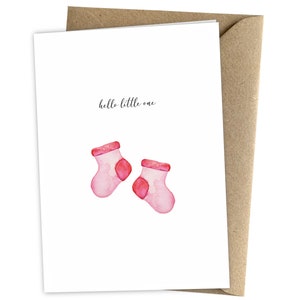 Herzfunkeln® Glückwunschkarte zur Geburt für Mädchen mit rosa Baby-Socke - Hello little one - Karte zur Geburt als Geschenk für Eltern