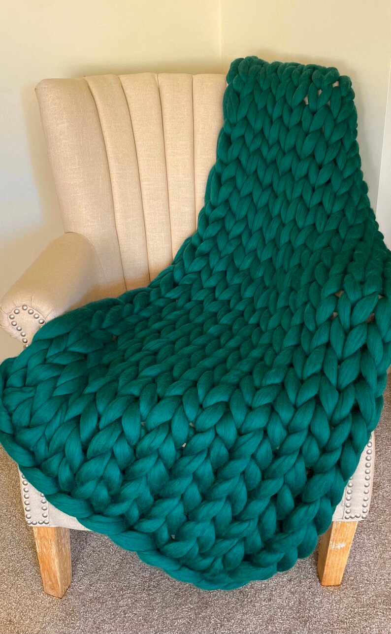 Green Merino Wool Chunky Knit Blanket, Green Home Decor Merino Knit