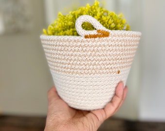 Cotton rope planter with color accent, plant basket for 4 inch plant pot.