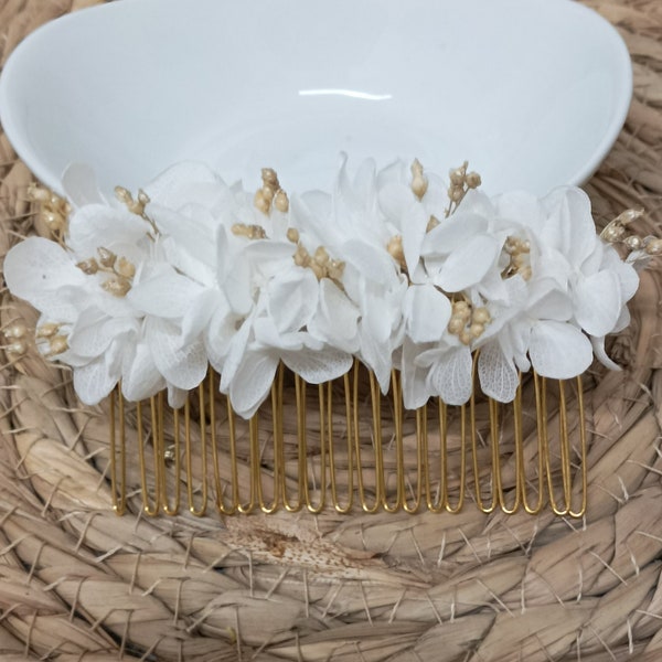 Peigne cheveux fleurs, peigne chignon, véritables fleurs stabilisées, fleurs hortensia blanche et gypsophile doré, mariage champêtre