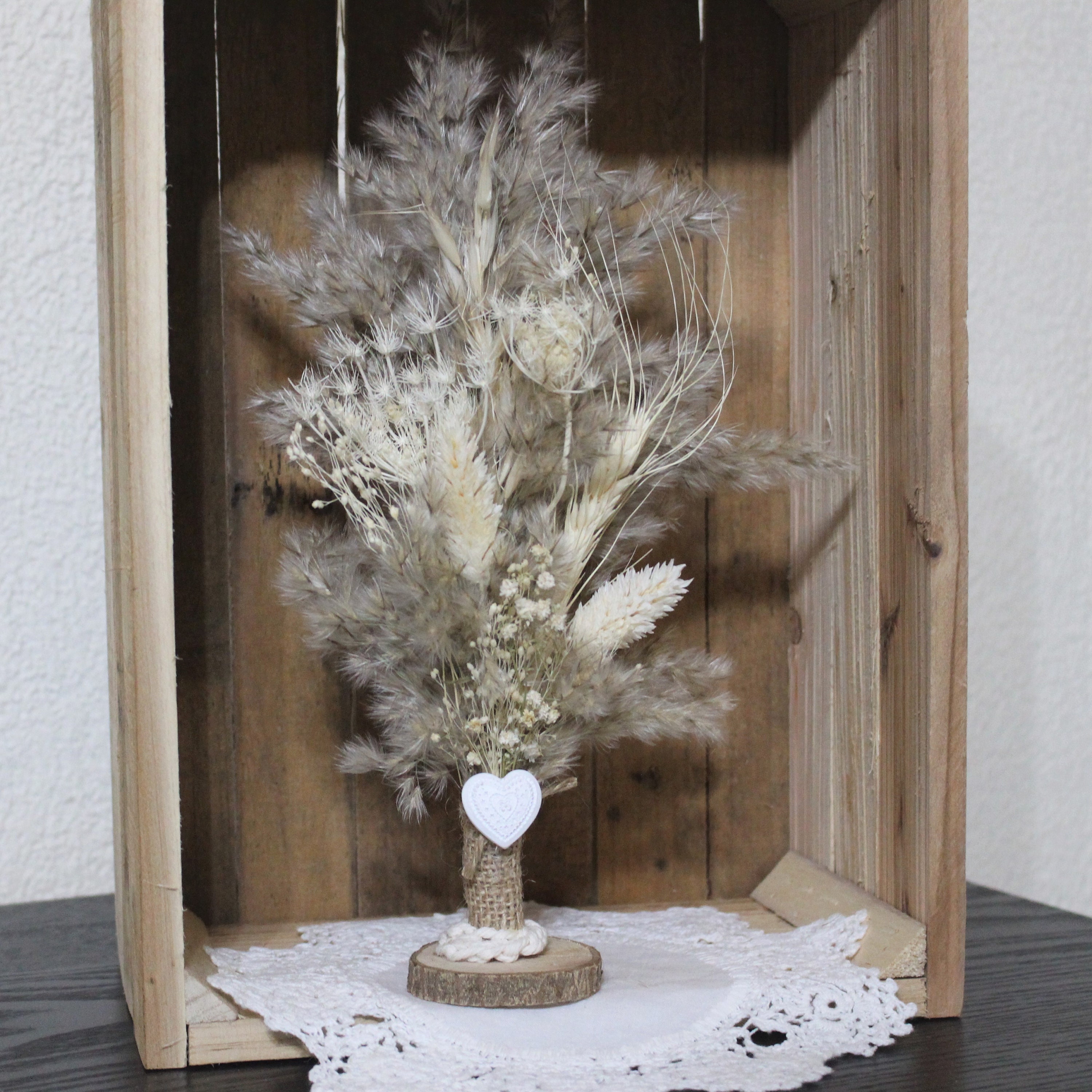 Bouquet Fleurs Séchées et Herbe de Pampa sur Rondin Bois, Décoration Champêtre, Déco Maison, Mariage