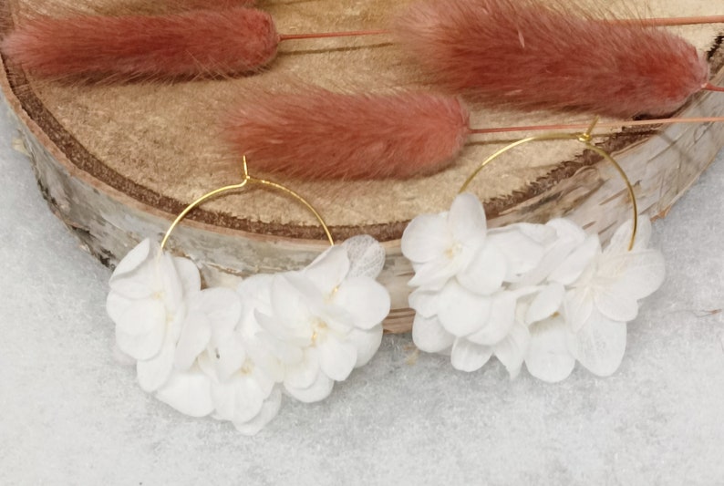 Earrings, large creoles, real preserved flowers, white hydrangea flowers, KATE, country wedding, Valentine's Day gift image 2