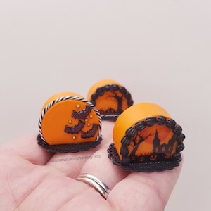 Miniature Halloween Upright Cakes, Miniature Cake, Dollhouse Food, Fall Decor, 1:12 Scale, Cute Gift Idea