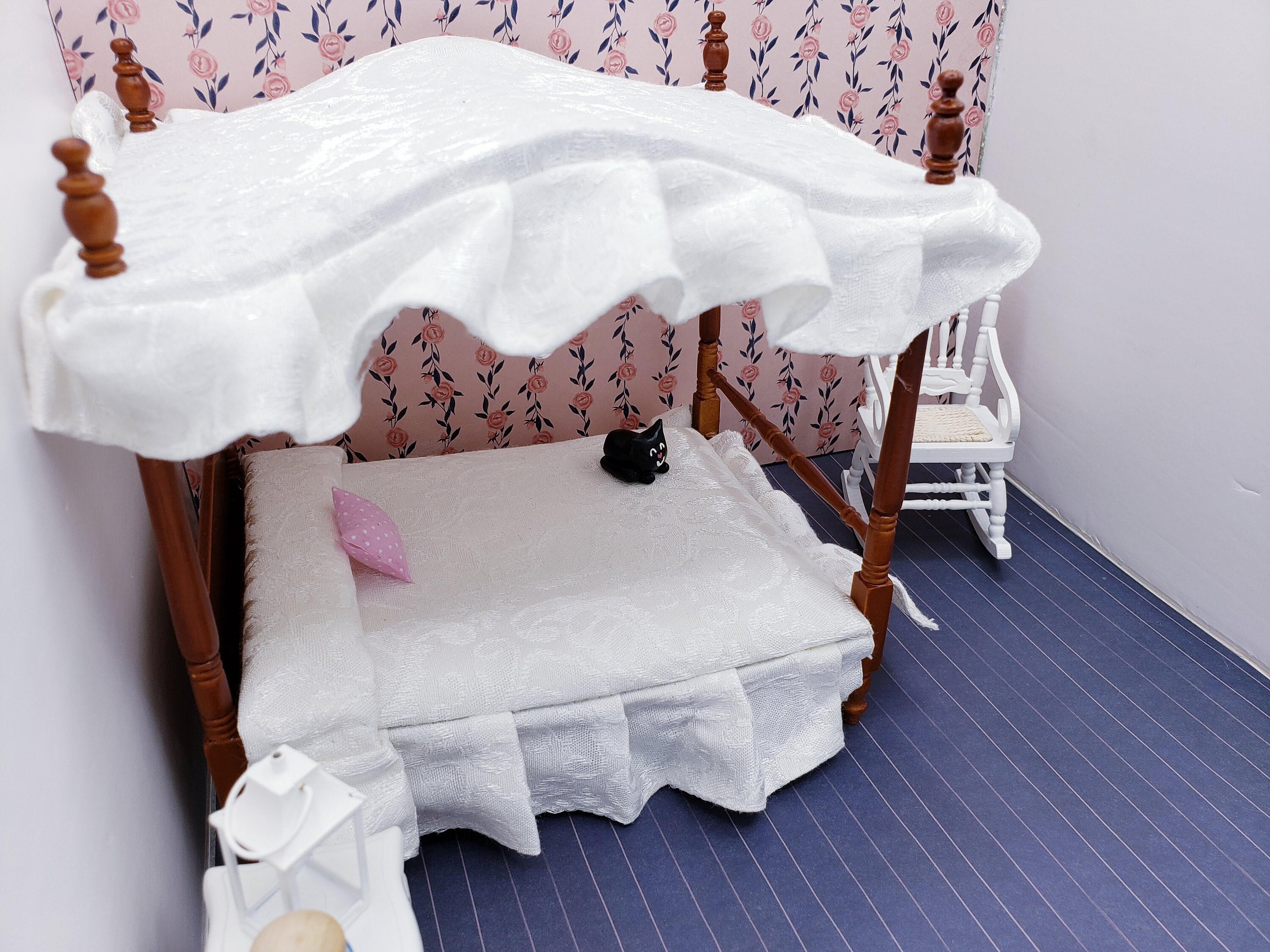 Miniature Canopy Bed Dollhouse Miniature Dollhouse Bed 112 Etsy