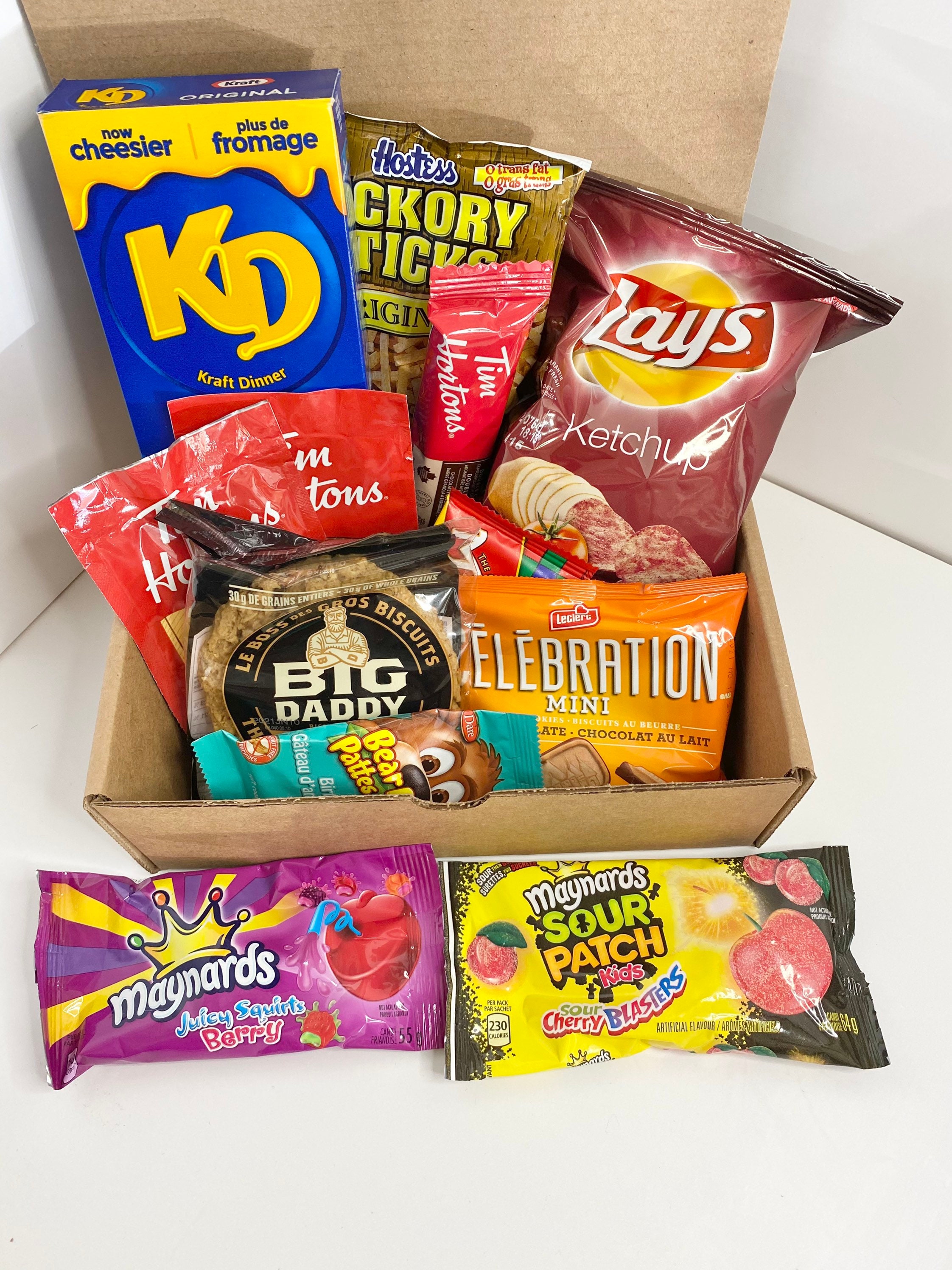 ULTIMATE CANADIAN SNACK 19 items . Canadian Snacks Box Etsy