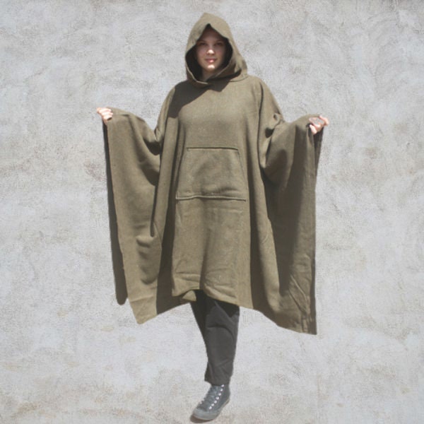 Green Army Surplus Wool Hooded Blanket Scout Guide Camp Blanket Poncho