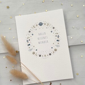Karte zur Geburt | Geburtskarte Junge | Geschenk Geburt | Hallo kleines Wunder | Planeten und Weltall | Besondere Karte zur Geburt