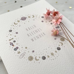 Karte zur Geburt | Geburtskarte Mädchen | Geschenk Geburt | Hallo kleines Wunder | Planeten und Weltall | Besondere Karte zur Geburt