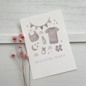 Karte zur Geburt | Geburtskarte Mädchen | Glückwunschkarte Geburt Mädchen | Karte Baby | Hallo kleines Wunder | Strampler | Girlande