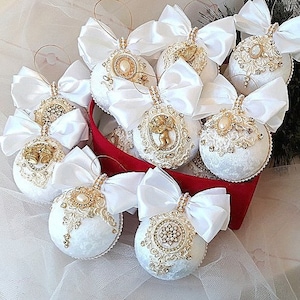 White Gold Christmas ornaments Xmas decorations White velvet bauble Xmas tree decor Christmas rhinestone ornament Xmas bauble Xmas gift