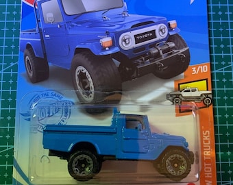 Hot Wheels 2024 #198 HW Dirt – Toyota Tacoma Blu 2020 Scala 1:64, Nuovo In Scatola - Foto 4