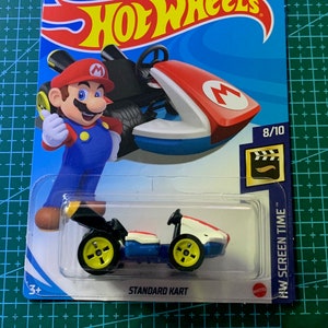 Hot Wheels Mario Kart - Mario Weiß und Blau - HW Screen Time Long Karte - Schwer zu finden Sammler Miniatur Modell 1/64