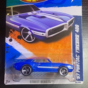 Hot Wheels 1967 Pontiac Firebird 400-blu con interni bianchi-2011 Street Beasts-carta lunga-difficile da trovare modello in miniatura da collezione 1/64