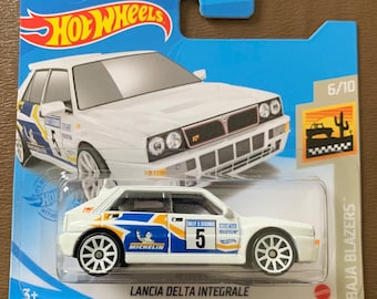 Hot Wheels ’86 Monte Carlo SS – 1:64 Maßstab, Weißes Muscle Car – Cooles Sammlerauto Für Kinder Ab 3 Jahren Und Alle Altersgruppen